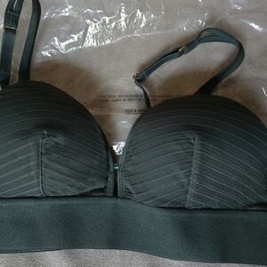 Lively Green Textured Bra with Adjustable Straps